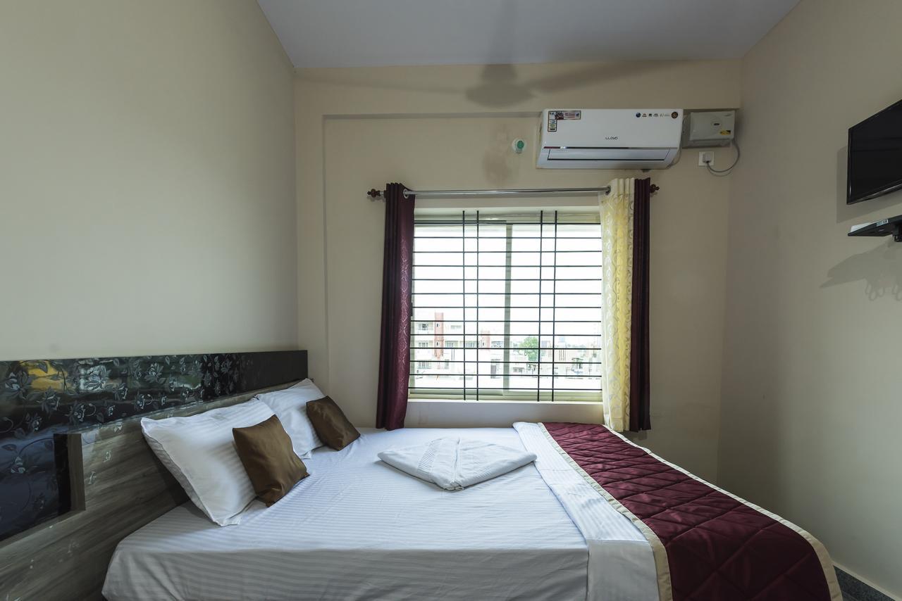 Oyo 9544 Hotel Crown Residency Mysore Extérieur photo